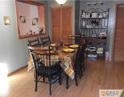 787 King Georges Road Fords, NJ 08863 - Photo 7 of 25 Gallery Image 7