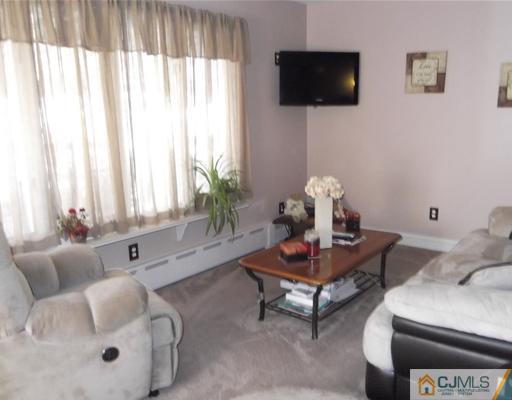 787 King Georges Road Fords, NJ 08863 - Photo 10 of 25 Gallery Image 10