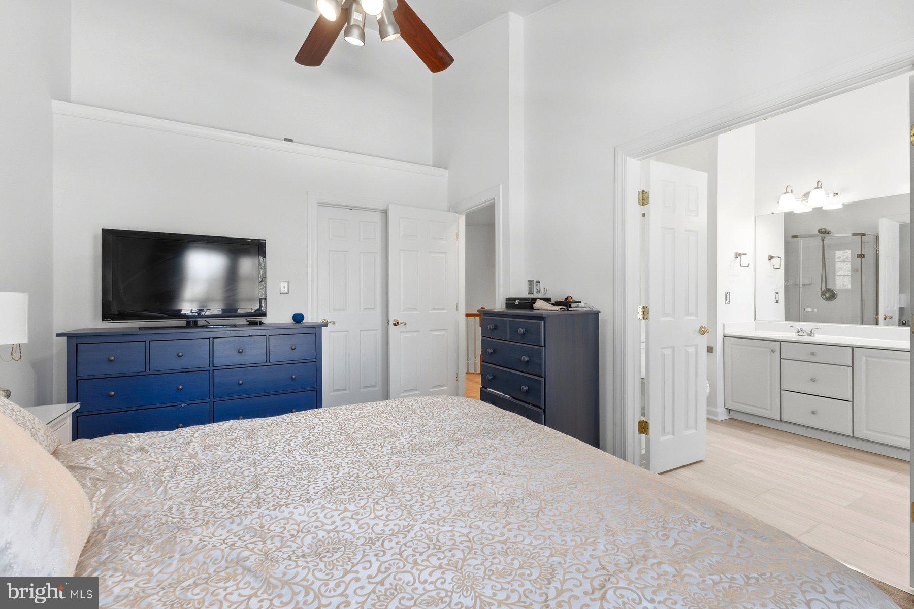 3632 Ransom Place Alexandria, VA 22306 - Photo 16 of 33 a bedroom with a bed and a flat screen tv