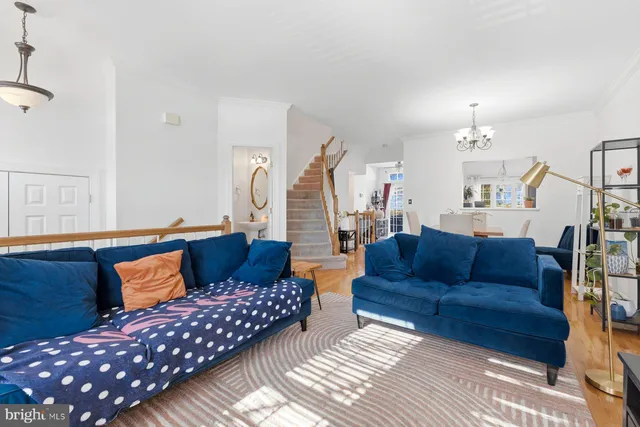 $650,000 | 3632 Ransom Place, Alexandria, VA 22306