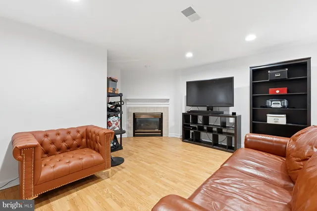 $650,000 | 3632 Ransom Place, Alexandria, VA 22306