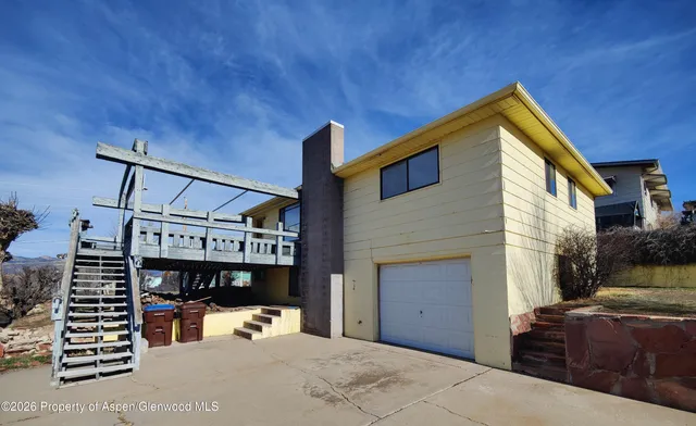 $309,780 | 430 East 10th Street, Rifle, CO 81650
