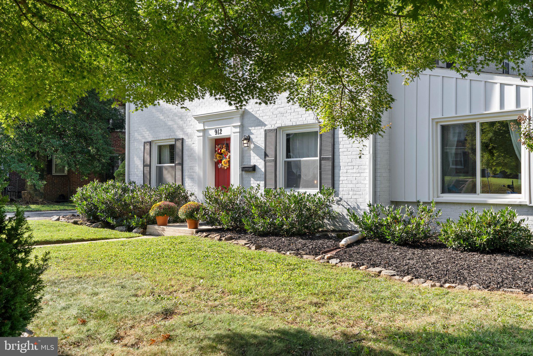 912 Locustvale Road Towson, MD 21204 - Photo 3 of 47 Gallery Image 3