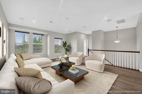 $399,000 | 3210 Tribune Court, Hyattsville, MD 20782
