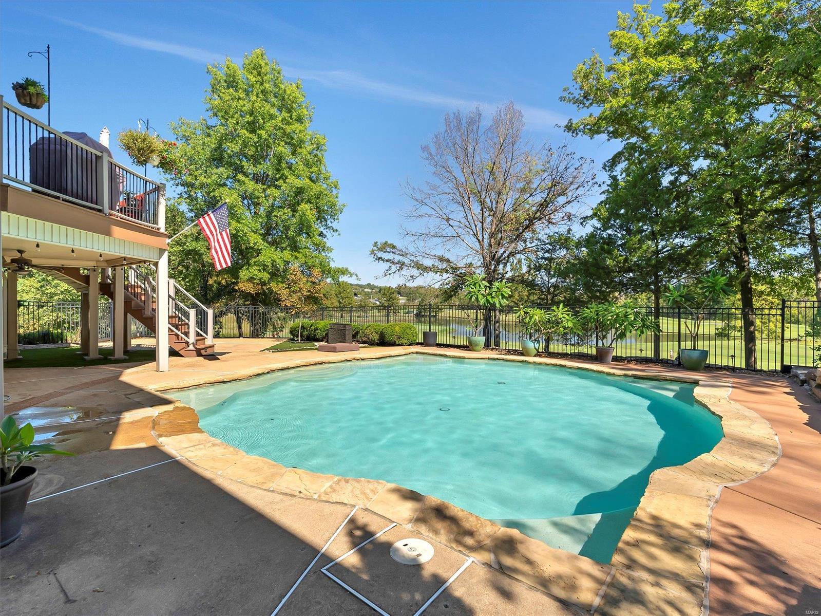 555 Inverrary Court Eureka, MO 63025 - Photo 2 of 62