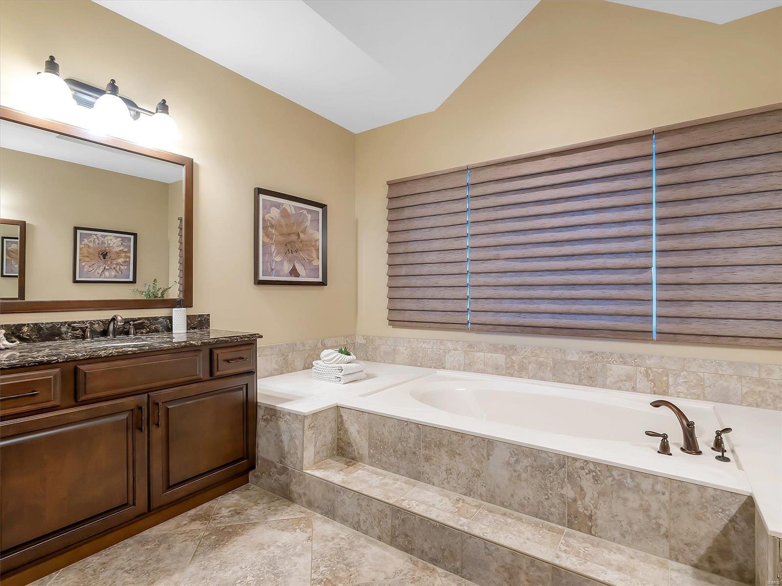 555 Inverrary Court Eureka, MO 63025 - Photo 21 of 62