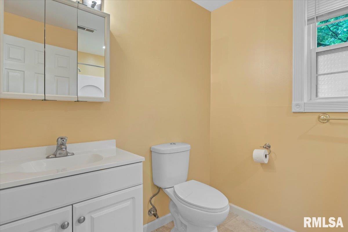726 Deerfield Road Chatham, IL 62629 - Photo 27 of 40 Gallery Image 27