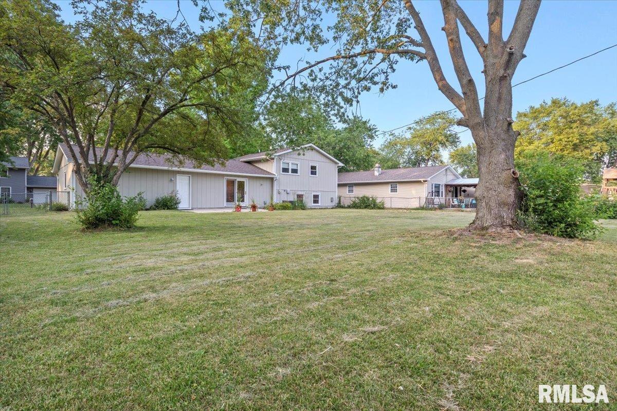 726 Deerfield Road Chatham, IL 62629 - Photo 32 of 40 Gallery Image 32