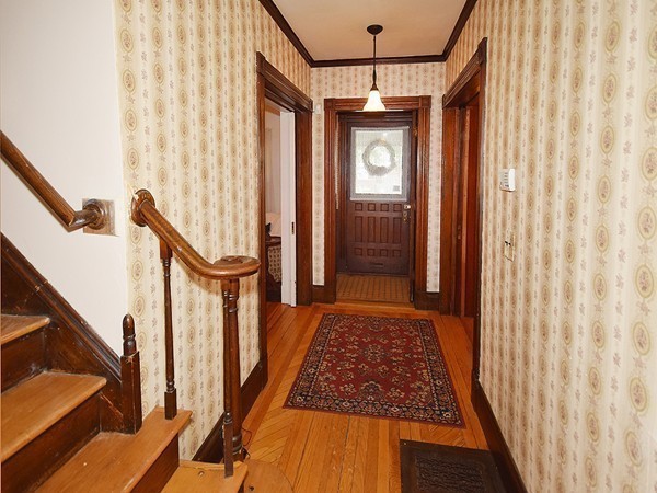 34 Cornell Street Springfield, MA 01109 - Photo 10 of 30 Gallery Image 10