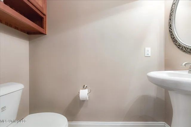 $580,000 | 2180 Belmarie Drive, Southaven, MS 38672