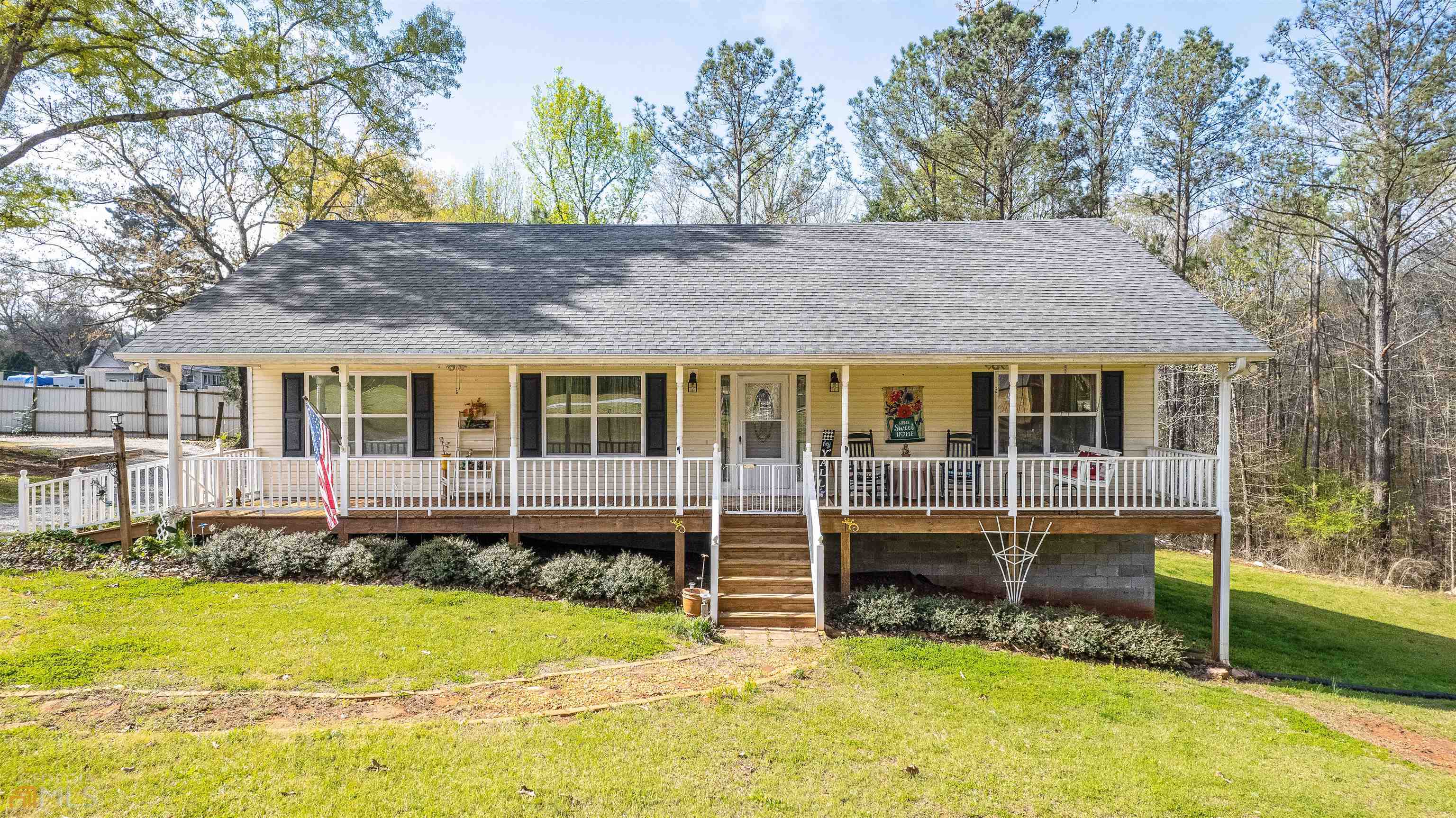 2030 Roland Road Thomaston, GA 30286 - Photo 1 of 1 front view of house with a yard