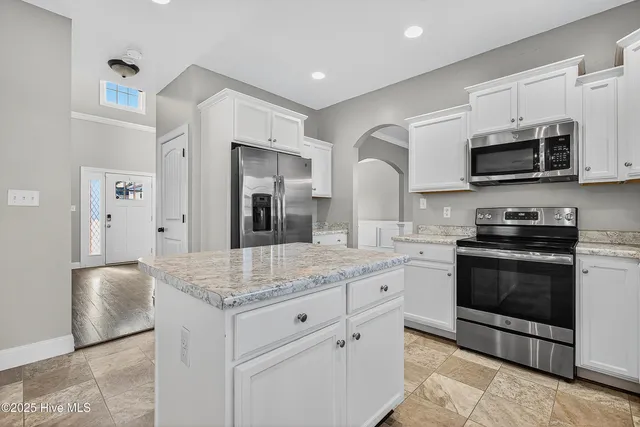 $362,000 | 703 Kiwi Stone Circle, Jacksonville, NC 28546