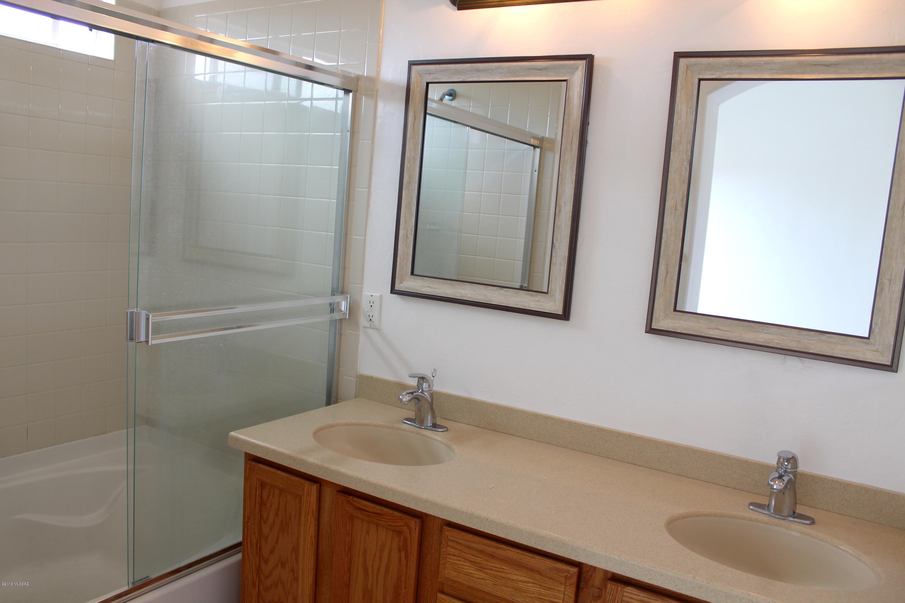 391 Via Capri Rio Rico, AZ 85648 - Photo 10 of 16 Gallery Image 10