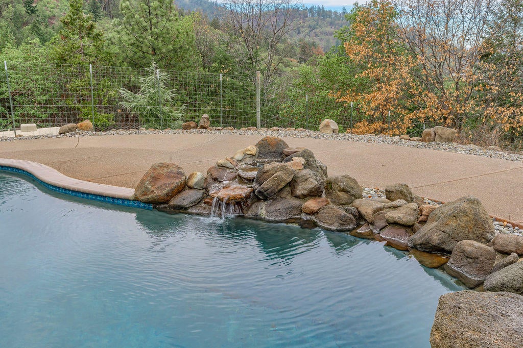 507 Hummingbird Lane Talent, OR 97540 - Photo 40 of 46 HL(83)