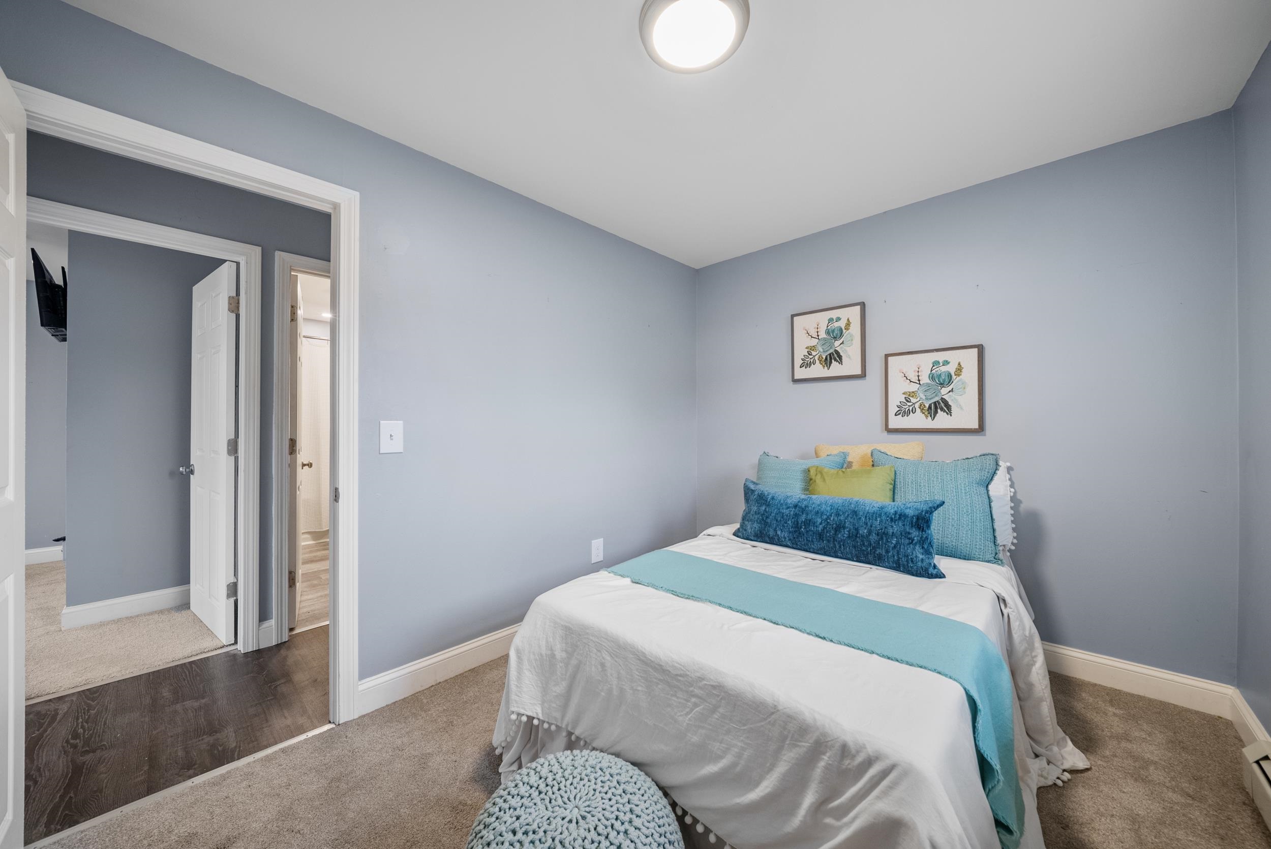 370 Huse Road Manchester, NH 03103 - Photo 16 of 31 Gallery Image 16
