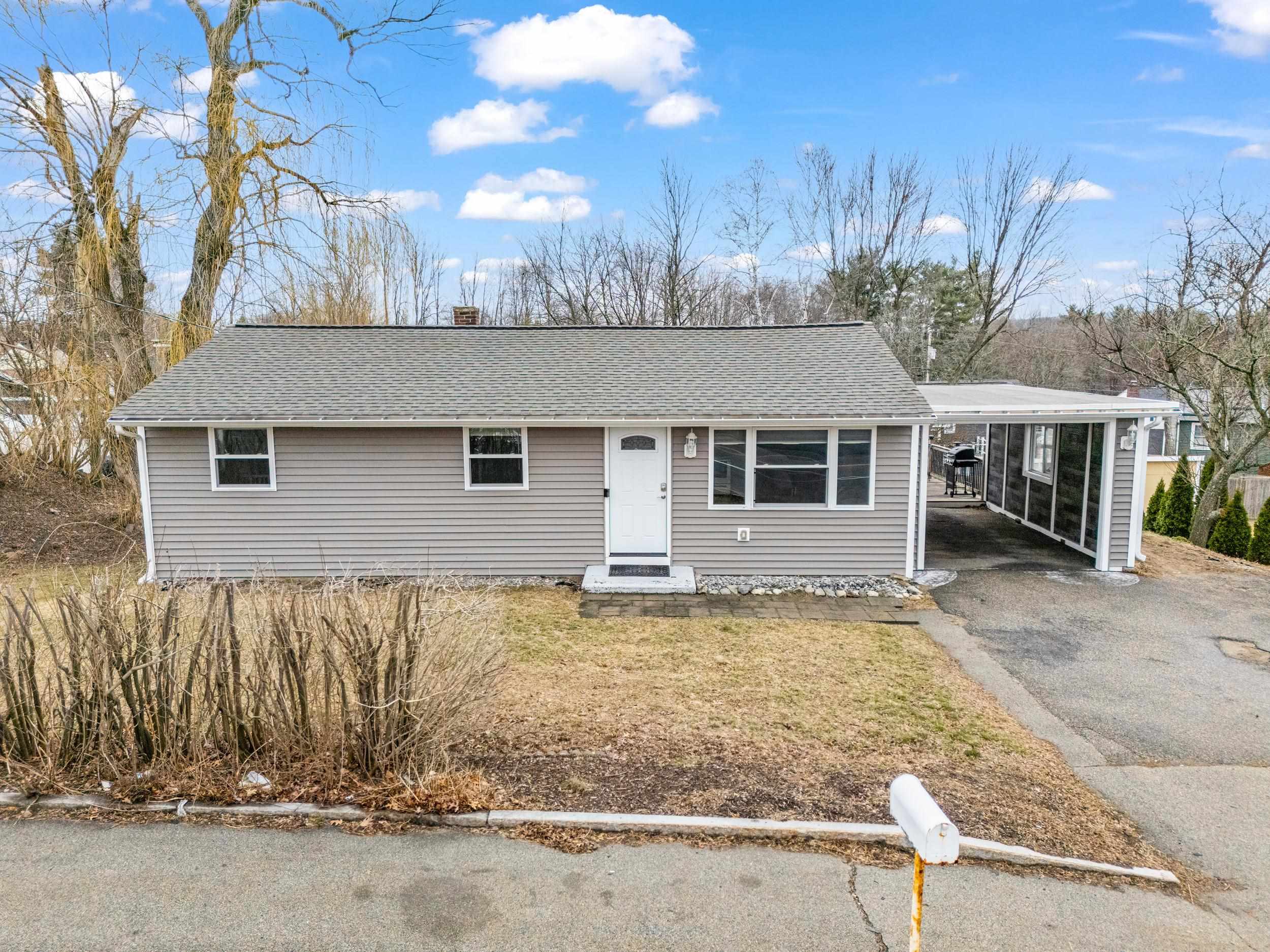 370 Huse Road Manchester, NH 03103 - Photo 2 of 31 Gallery Image 2