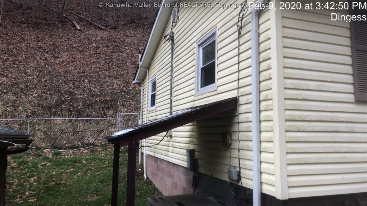 745 Moses Fork Road Dingess, WV 25671 - Photo 7 of 20 Gallery Image 7