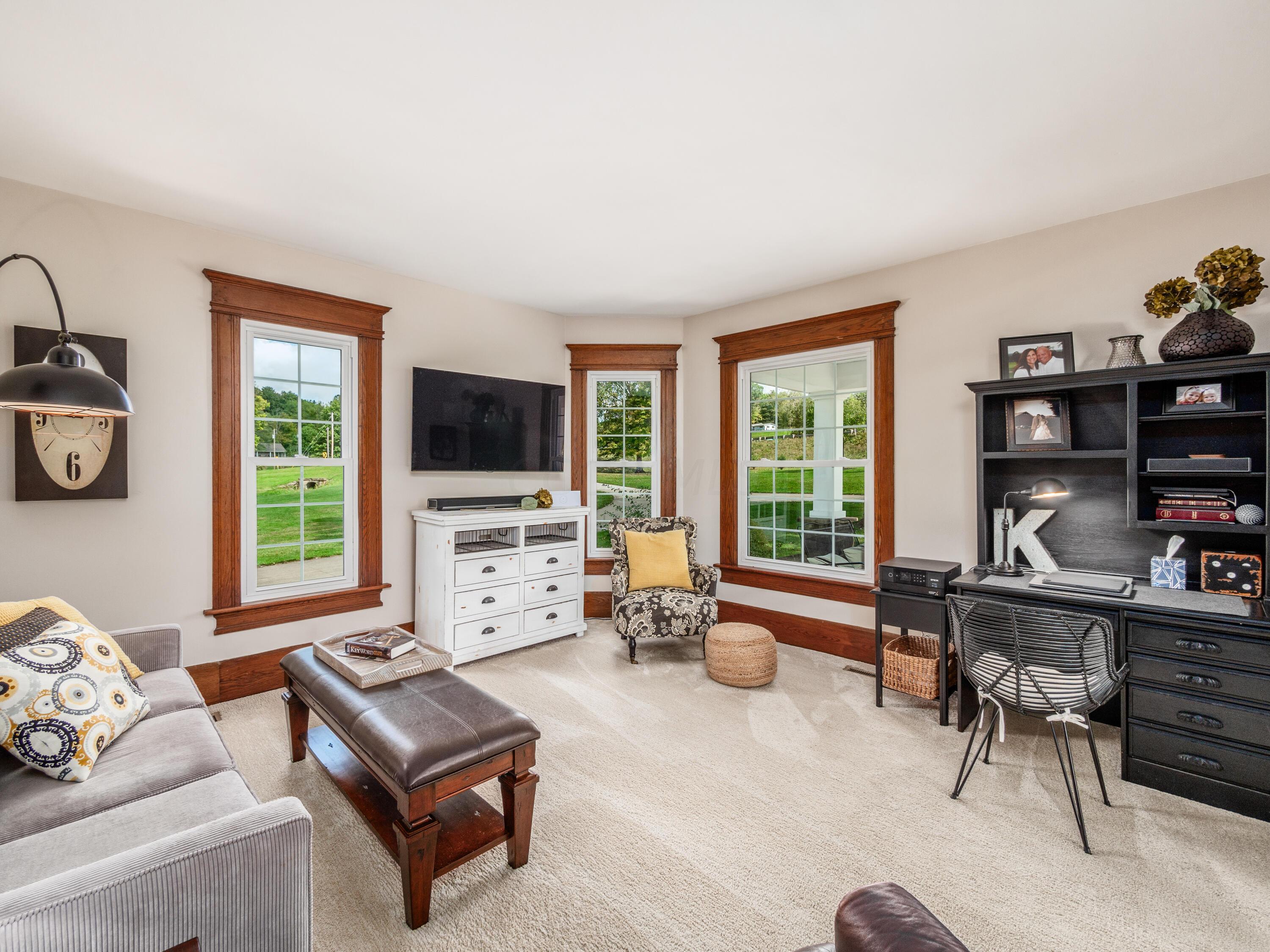 4310 Andrews Road Bellville, OH 44813 - Photo 8 of 43 Living Room