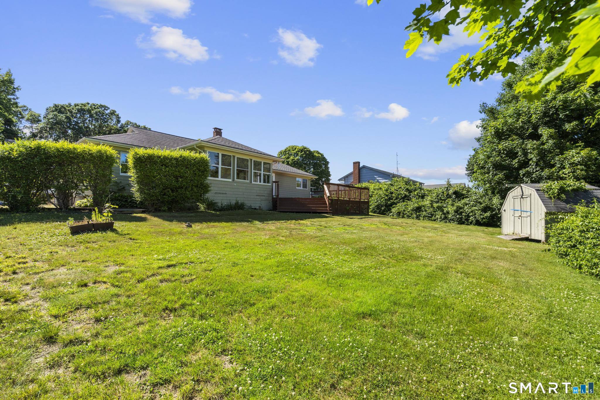 48 Prospect Avenue East Lyme, CT 06357 - Photo 31 of 38