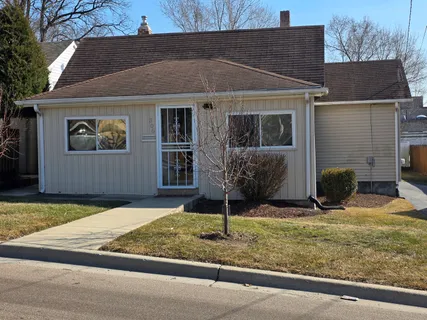 306 Johnson Street, East Dundee, IL 60118