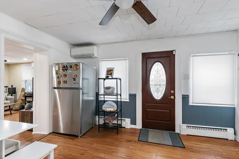 306 Johnson Street, East Dundee, IL 60118