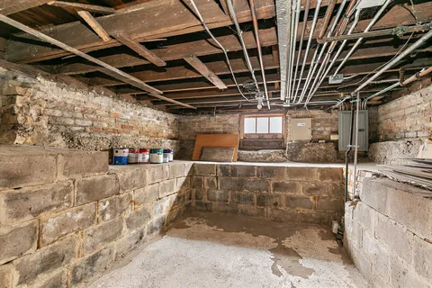 306 Johnson Street, East Dundee, IL 60118