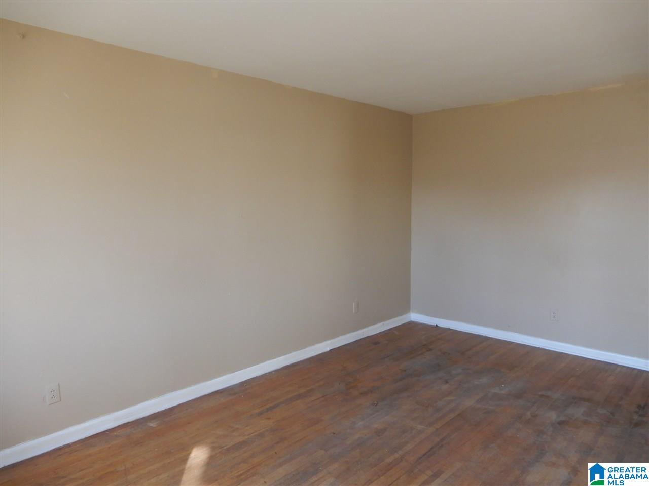 2140 Powderly Avenue Southwest Birmingham, AL 35211 - Photo 3 of 11