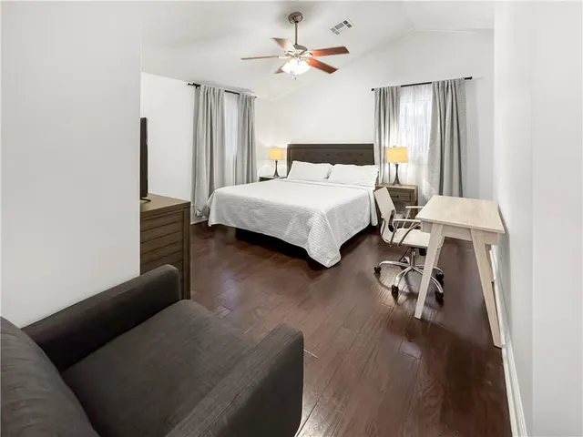 $1,050,000 | 6021 Tchoupitoulas Street, New Orleans, LA 70118