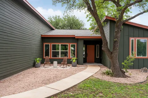$749,000 | 8305 Williamson Creek Drive, Austin, TX 78736