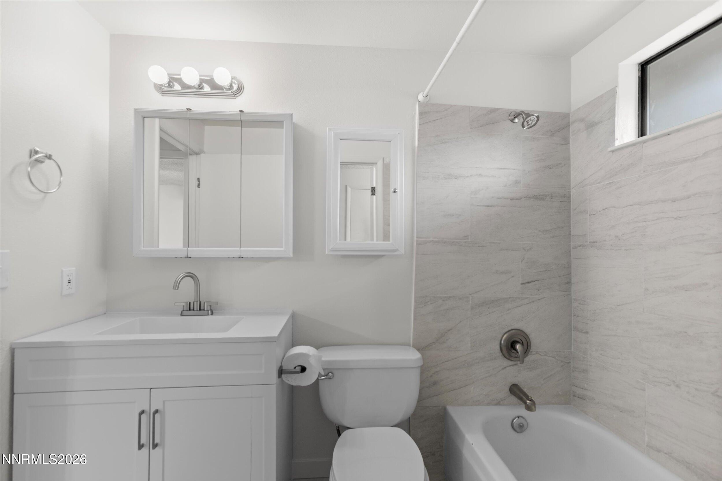 1855 Severn Drive Reno, NV 89503 - Photo 23 of 42 31-0Y7A1830