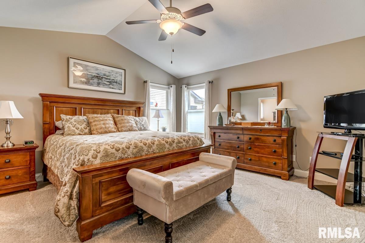 4827 Chestnut Drive Springfield, IL 62711 - Photo 17 of 41