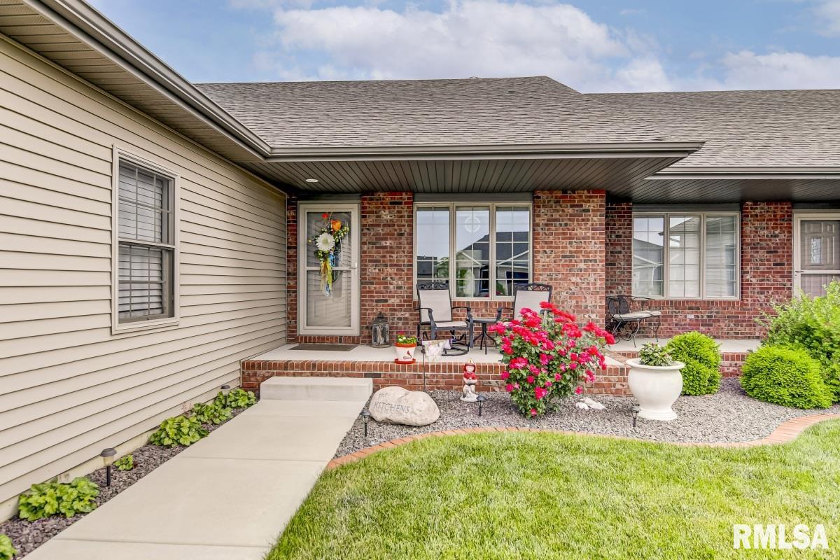 4827 Chestnut Drive Springfield, IL 62711 - Photo 4 of 41