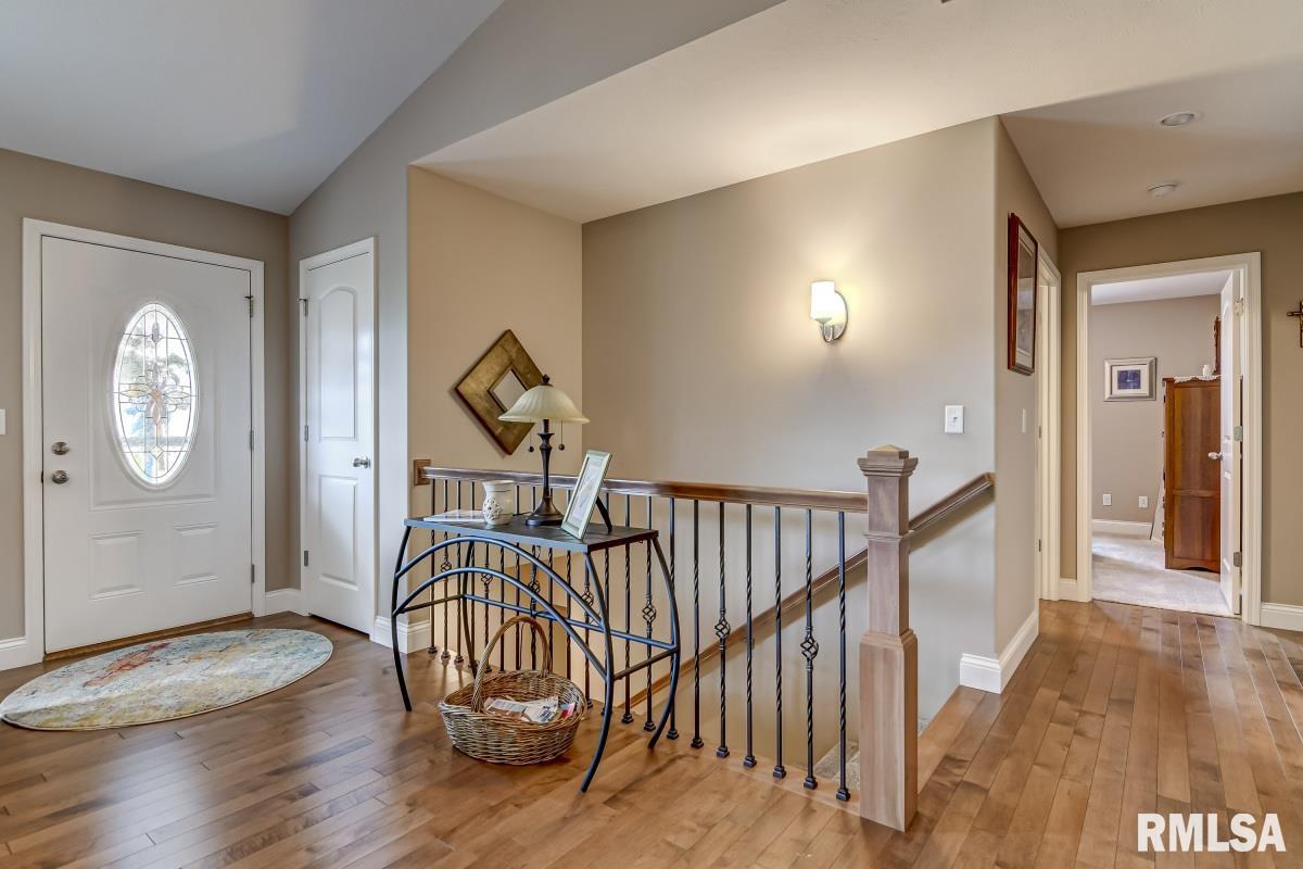 4827 Chestnut Drive Springfield, IL 62711 - Photo 5 of 41