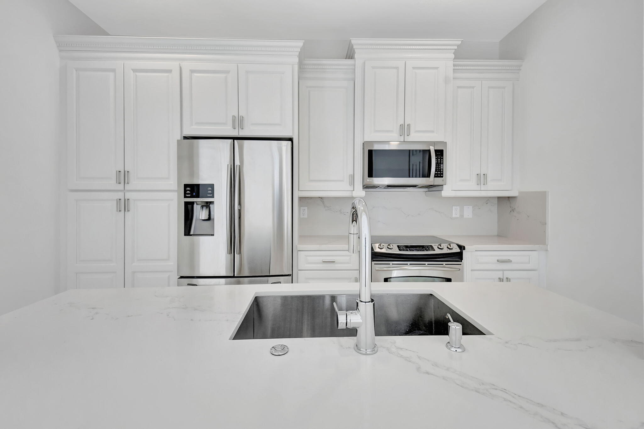 838 Northwest 83rd Lane Boca Raton, FL 33487 - Photo 23 of 68 24-web-or-mls-DSC_9361