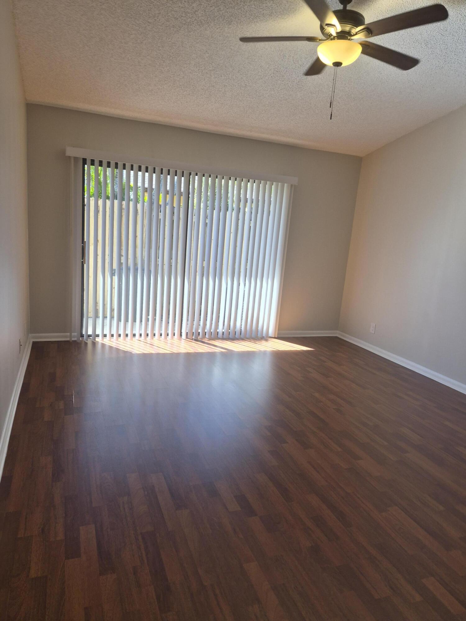 394 Springdale Circle Palm Springs, FL 33461 - Photo 18 of 28 20260223_112033