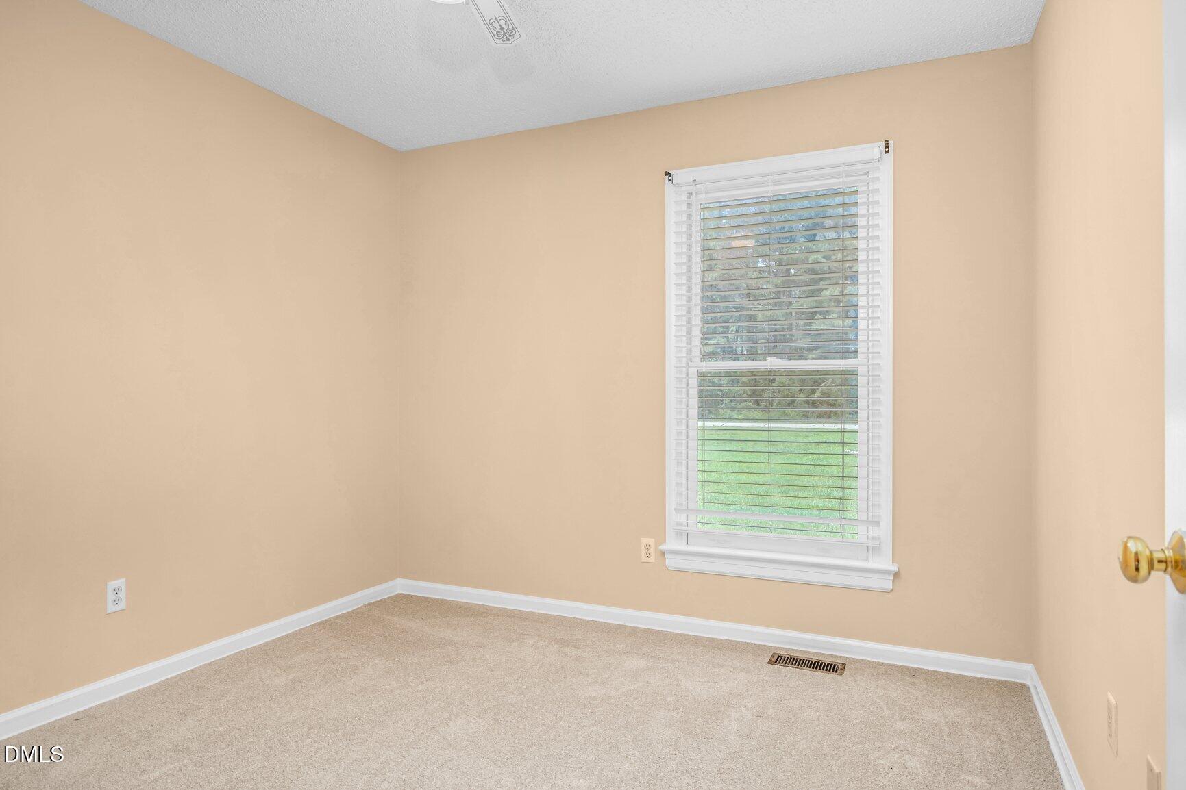 5502 Central Road Wilson, NC 27893 - Photo 20 of 32 021-5502CentralRoad-Wilson-NC-27893-SMAL