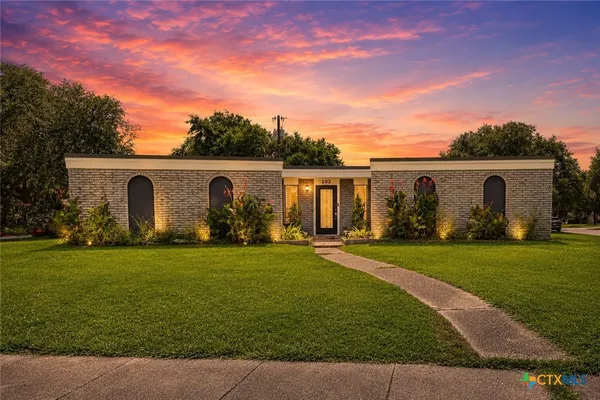 $245,000 | 101 Mc Dow Street, Victoria, TX 77901