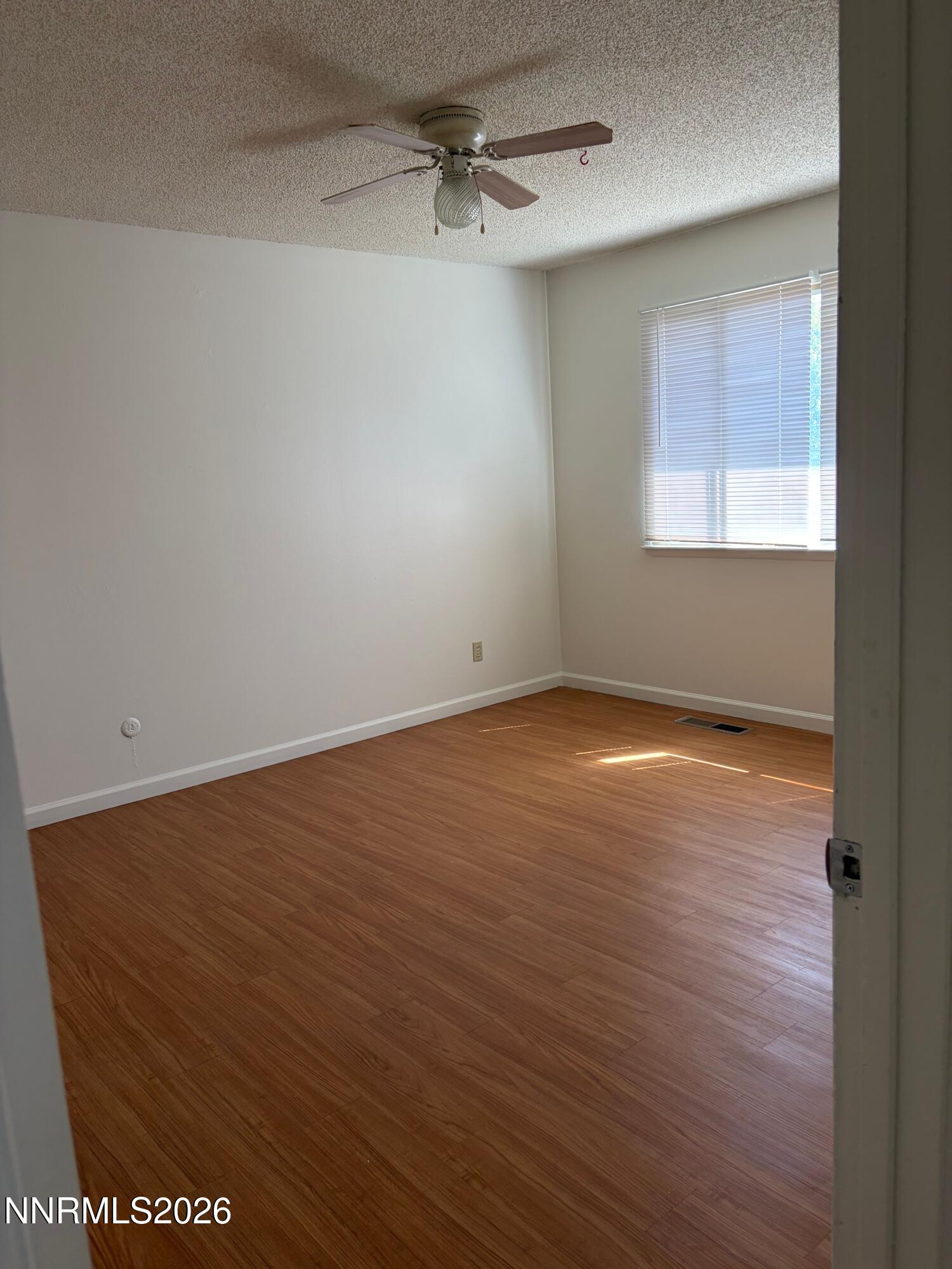 2079 East Sheffield Way, Unit MANOR Carson City, NV 89701 - Photo 9 of 11 original (14)
