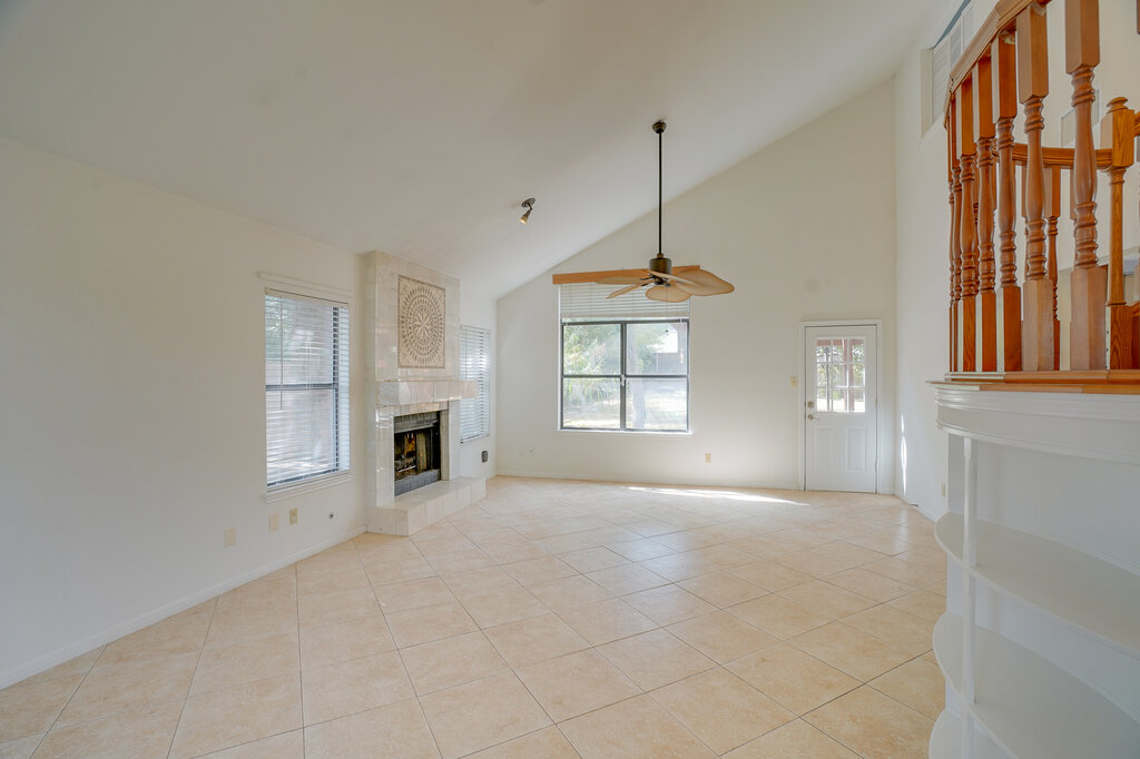 8625 Ephraim Road Austin, TX 78717 - Photo 4 of 20 Gallery Image 4