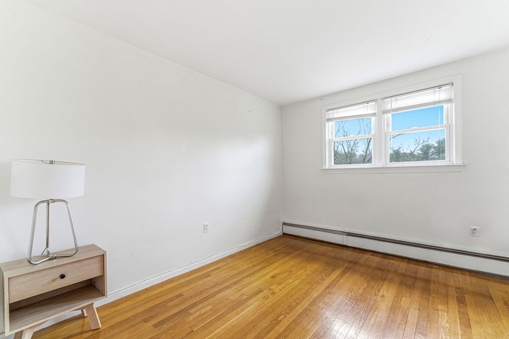 20 Charles Road, Unit 20 Winchester, MA 01890 - Photo 11 of 22