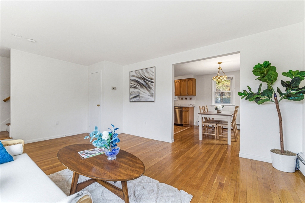 20 Charles Road, Unit 20 Winchester, MA 01890 - Photo 6 of 22