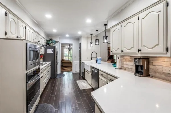 $5,500 | 4207 High Star Lane, Dallas, TX 75287