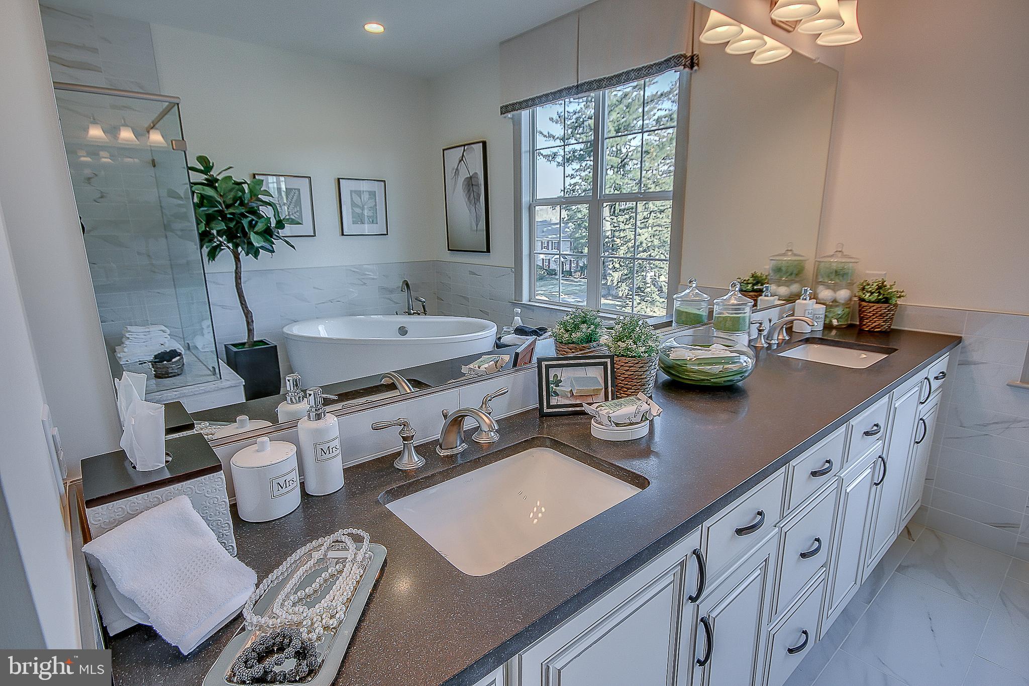 40 Ryans Mill Road Jamison, PA 18929 - Photo 18 of 25 Owner's Bathroom