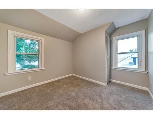41 Lancaster Street Springfield, MA 01118 - Photo 23 of 35
