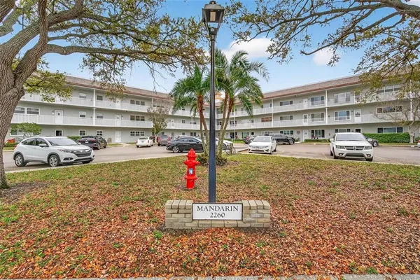 a view of parking area