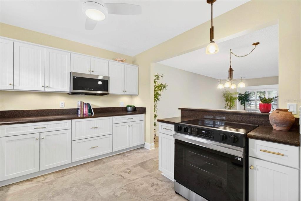 2260 Costa Rican Drive, Unit 6 Clearwater, FL 33763 - Photo 3 of 69