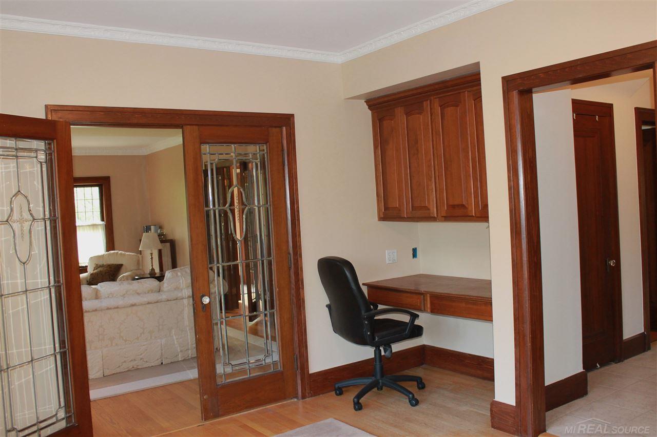 1242 Devonshire Road Grosse Pointe Park, MI 48230 - Photo 15 of 70