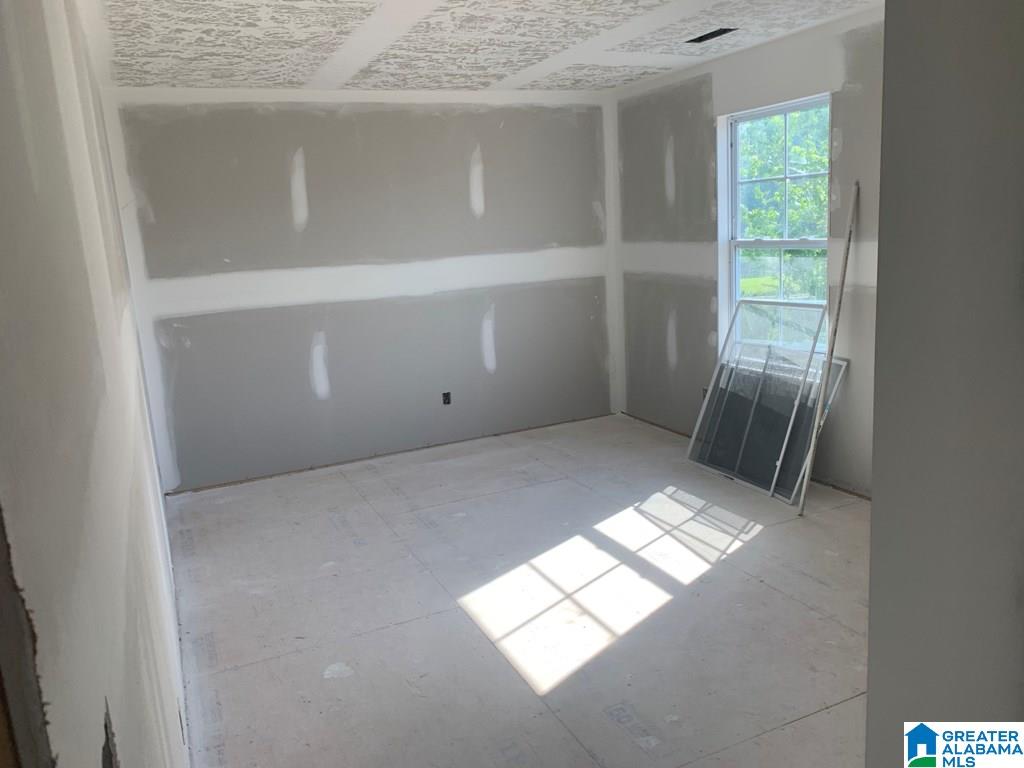 100 Jenkins Road Oxford, AL 36203 - Photo 6 of 11