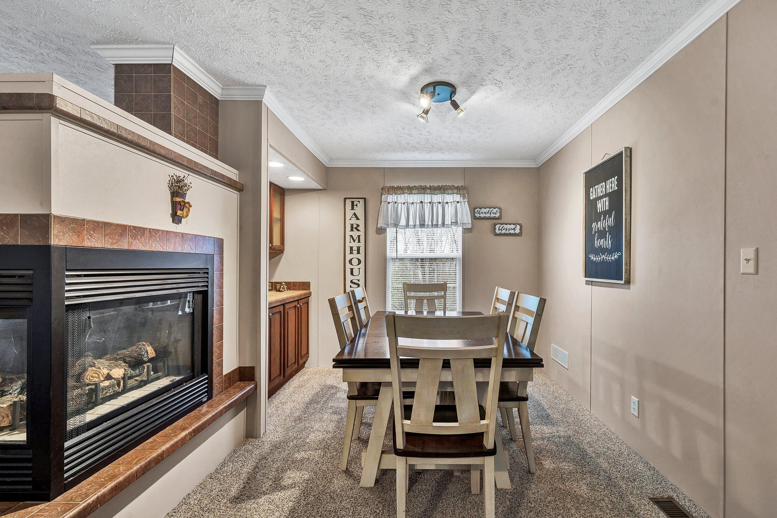 17 Homestead Road New Castle, VA 24127 - Photo 14 of 40 12-DSC00313