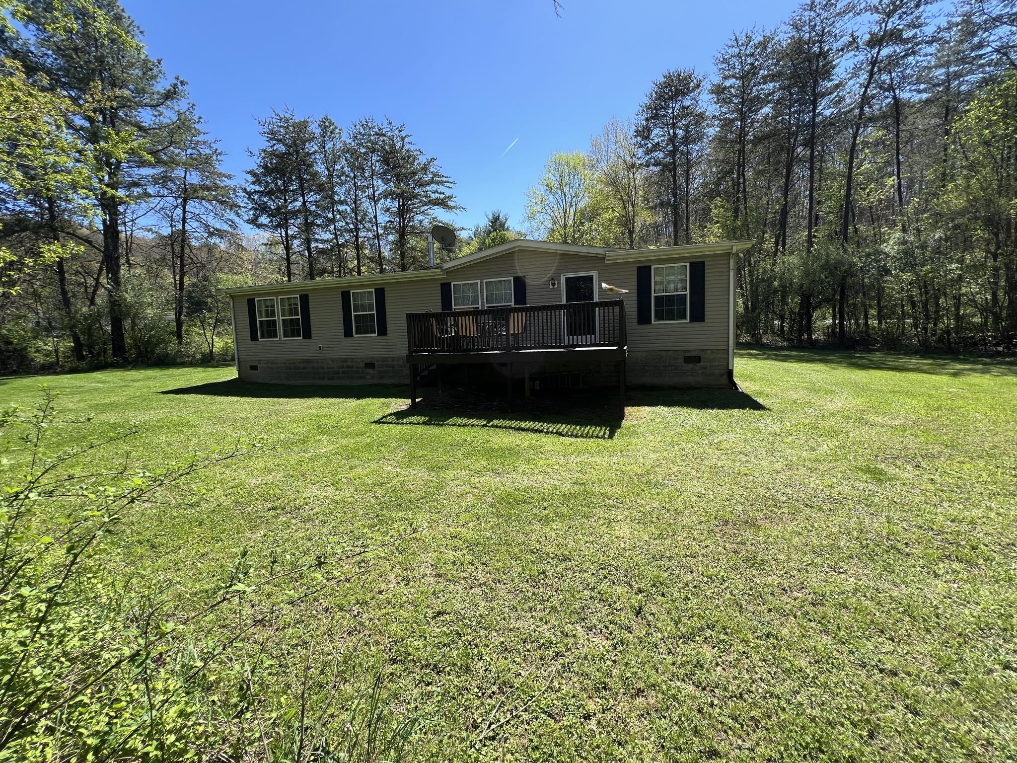17 Homestead Road New Castle, VA 24127 - Photo 2 of 40 Homestead2